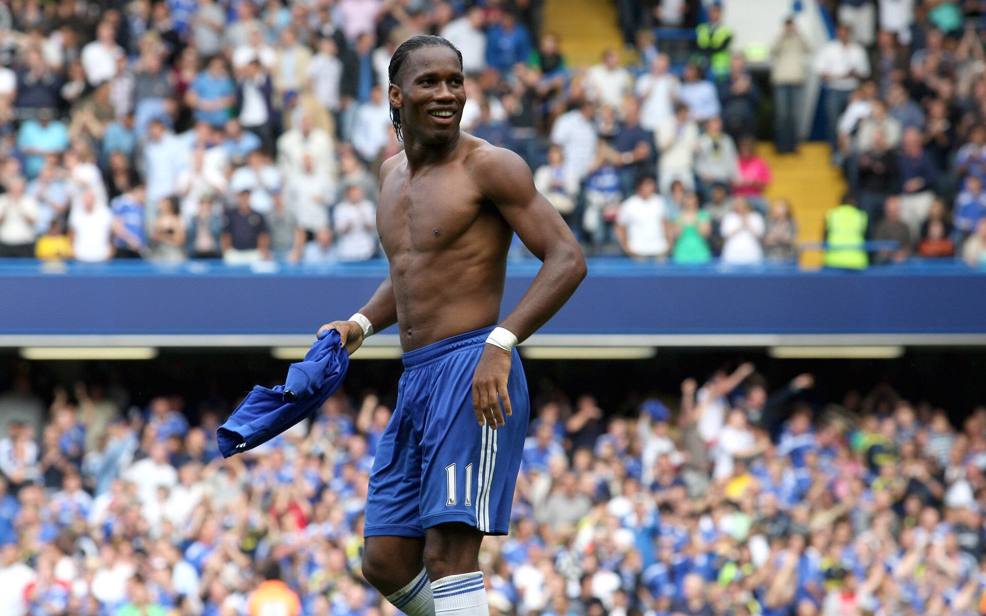 阿尔勒园主场击败梅斯,继续上升,阿尔梅勒城直播